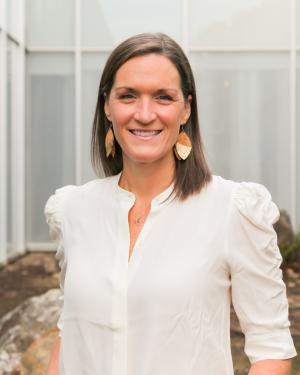 Emily Dunn's headshot