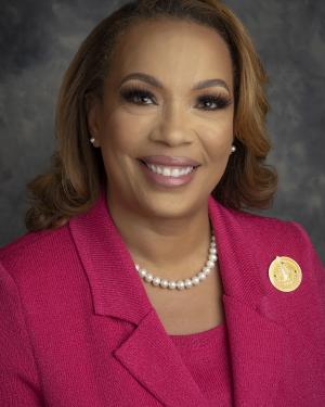 Headshot of Nadine Vargas Stewart